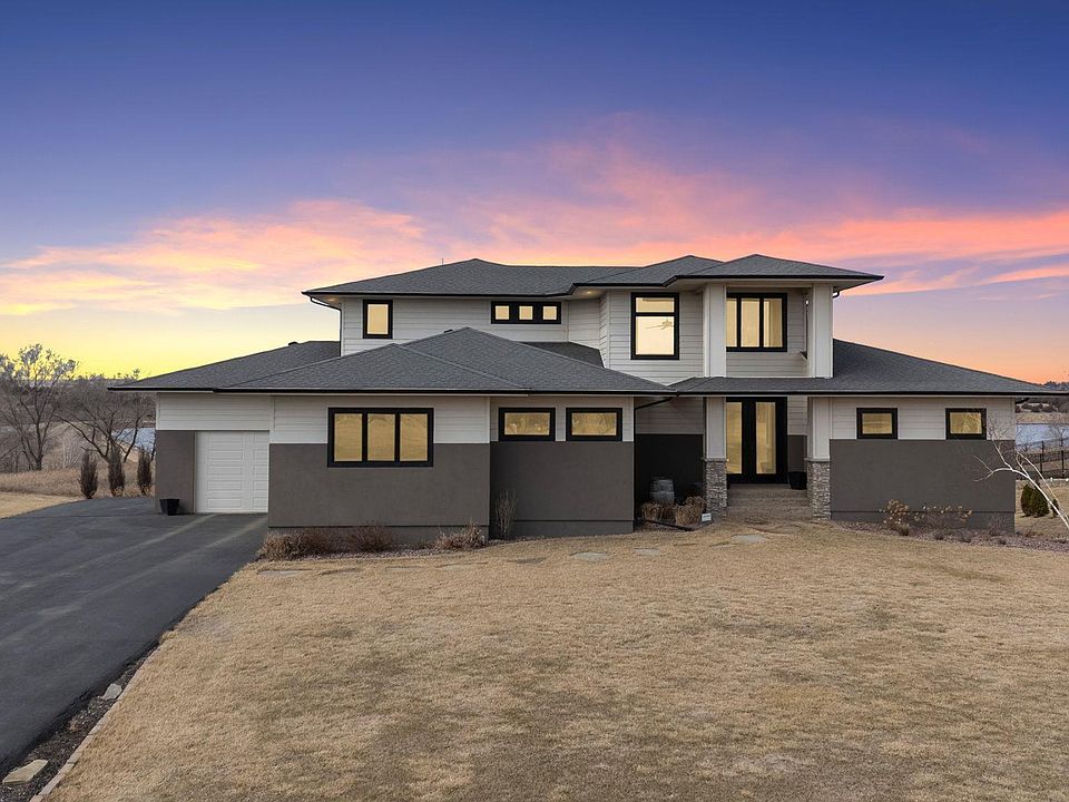 1st image of 26183 Sunset Bluff Dr