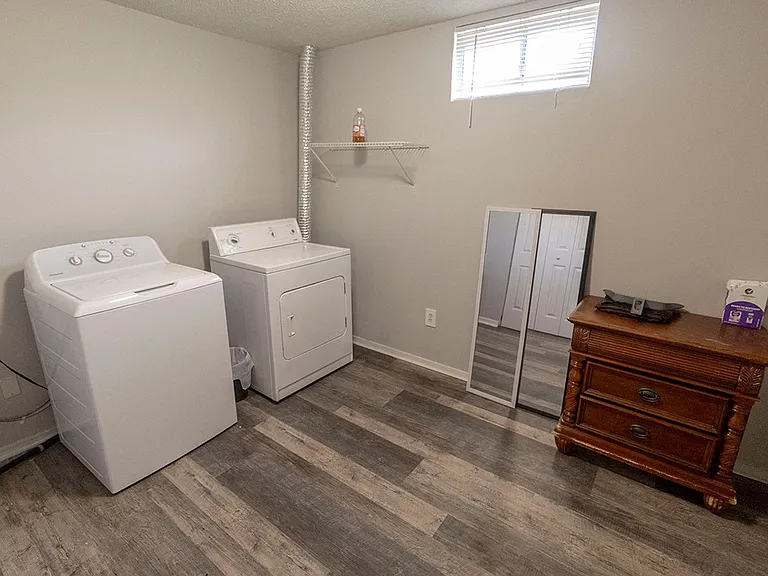 201 Wheaton Ct — Photo 28