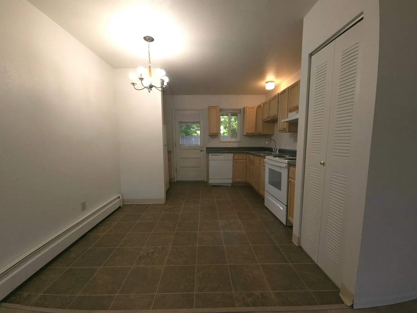 *Available Now* Secluded Corner Unit One Bedroom Near Campus — Photo 3
