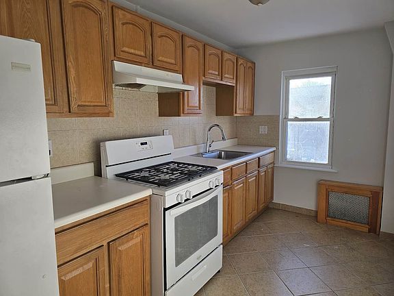 2nd image of 23-67 21st St Floor 2