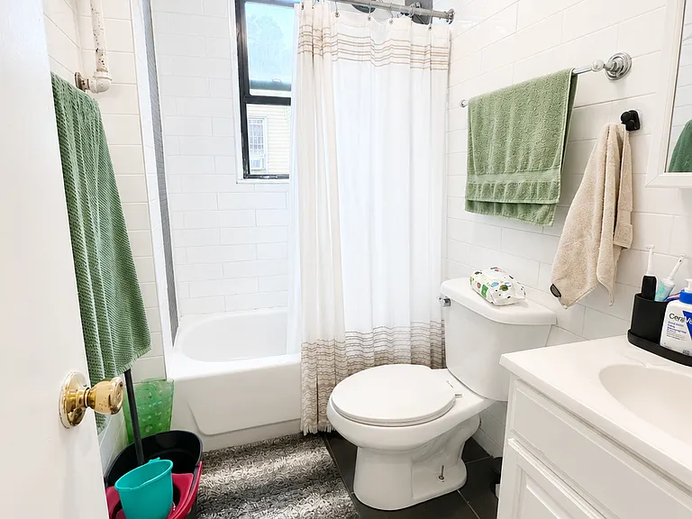 8630 23rd Ave #1 — Photo 4