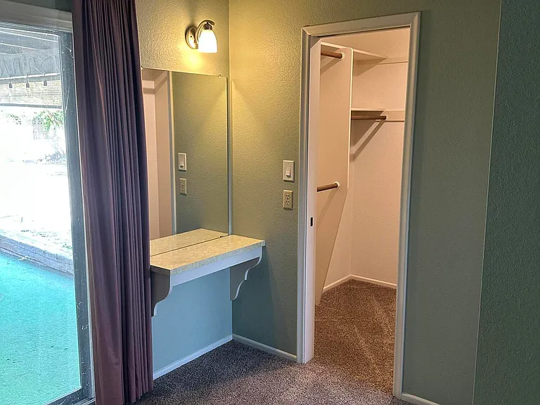 1536 E Gemini Dr — Photo 12