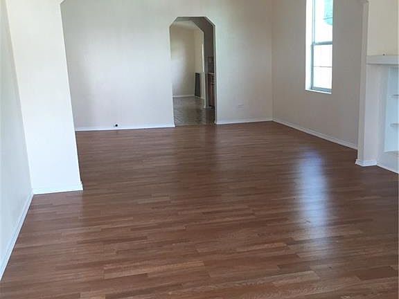 5th image of 1332 E Richmond Ave