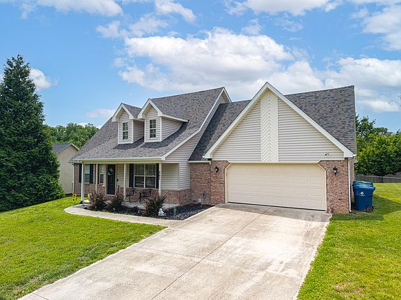 4th image of 207 Clover Pointe Dr