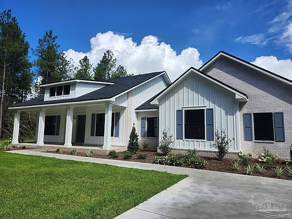 3rd image of 3526 Creekdown Ln