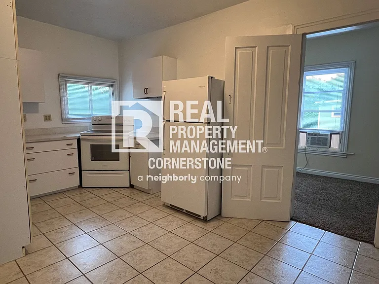 603 W Vine St #4 — Photo 4