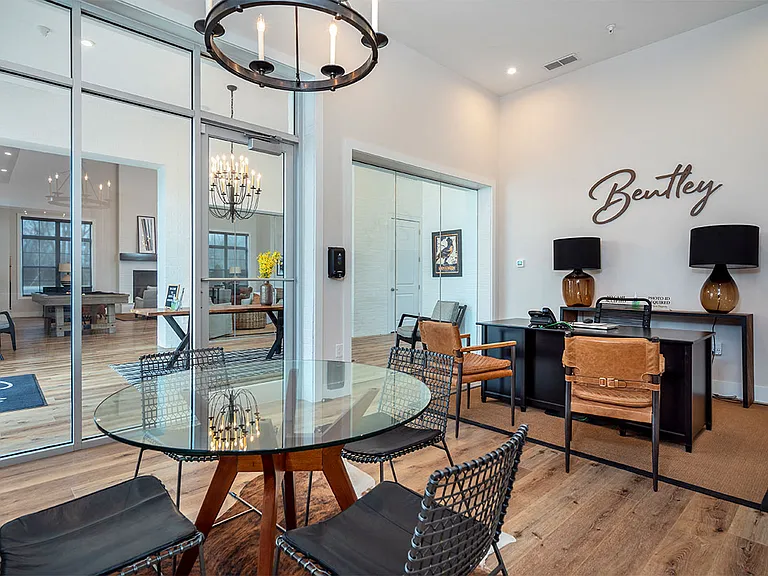 Bentley Apartments — Photo 21