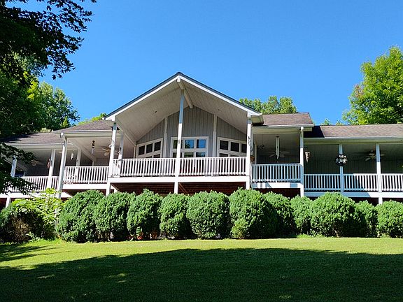 2nd image of 2517 River Rd