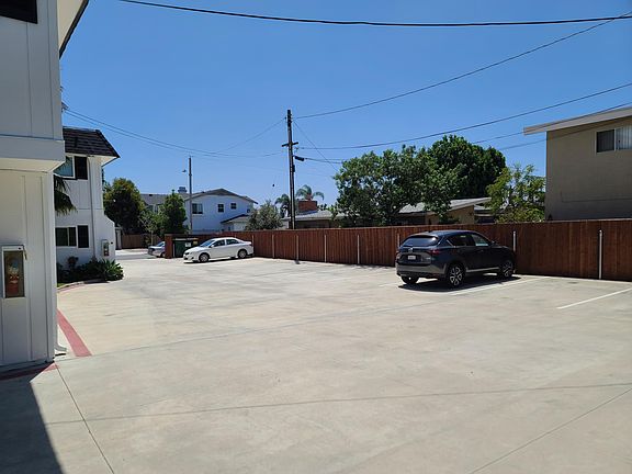 4th image of 2597 Orange Ave APT 06