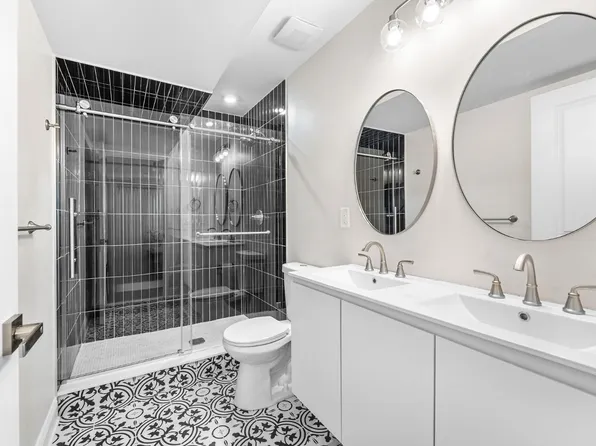 2341 N College Ave Unit 1, Philadelphia, PA 19121