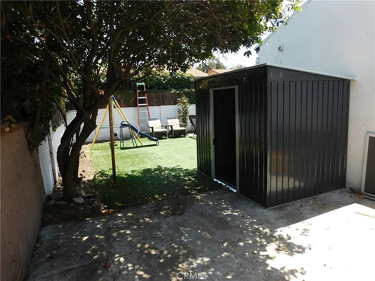 10414 Dorothy Ave — Photo 12