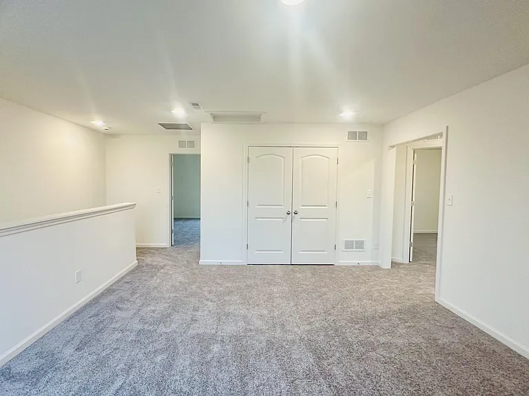 2380 Geranium Ln — Photo 32