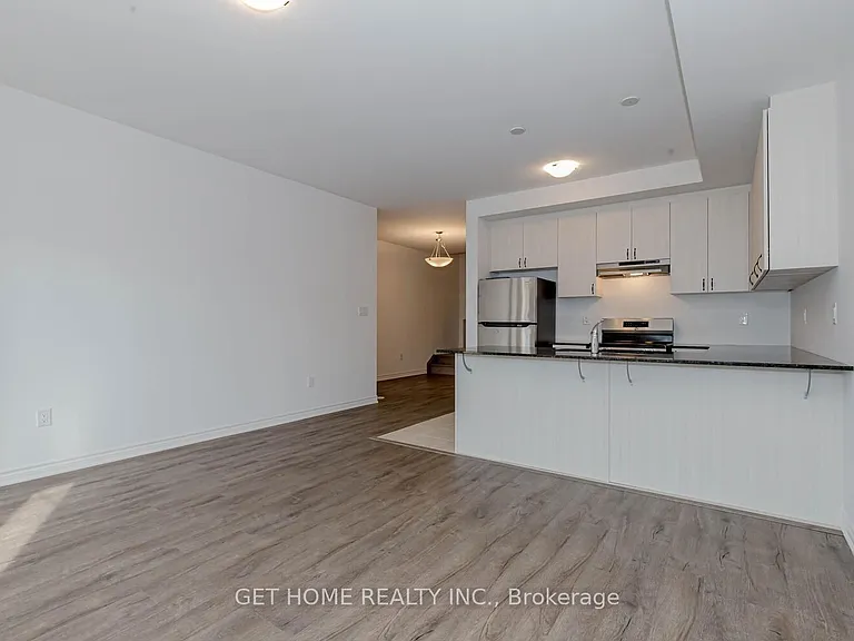 1909 Thames Cir — Photo 17