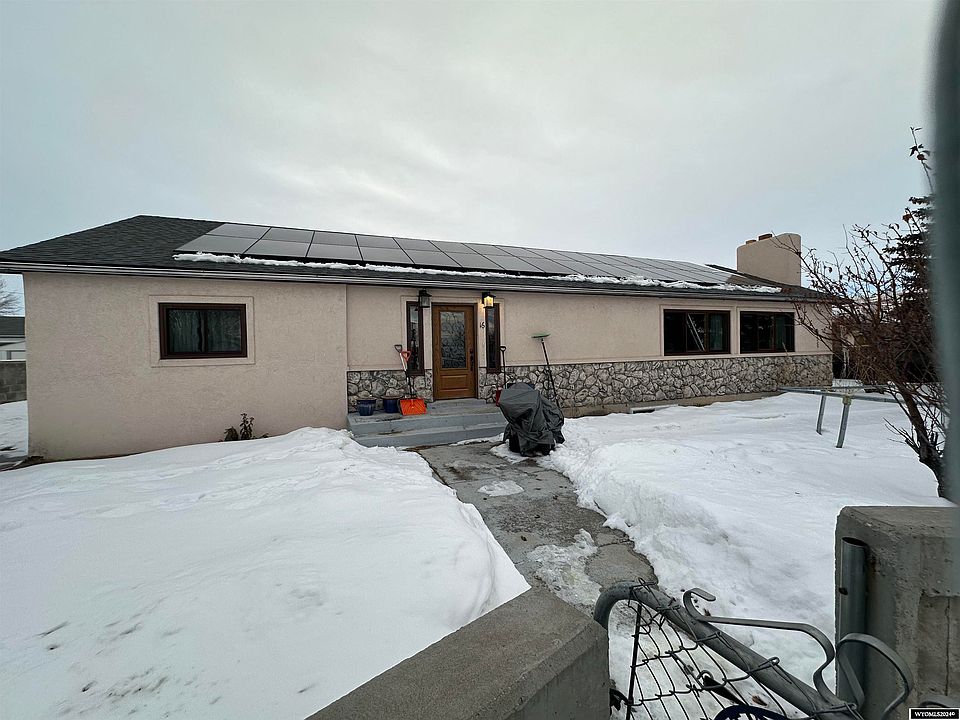 16 Gomer St, Diamondville, WY 83116 MLS 20240039 Zillow