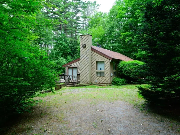 303 Lakeshore Dr, Sandisfield, MA 01255