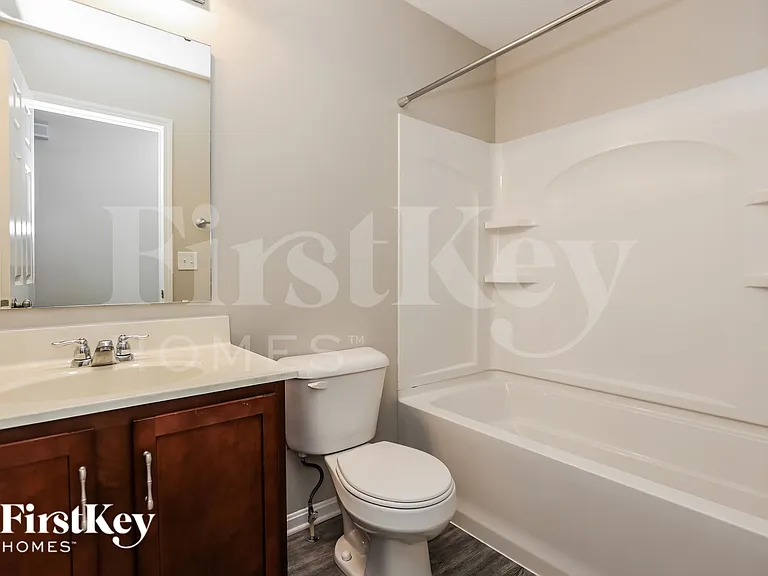 1624 Rosemore Ln — Photo 16