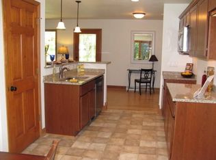 14265 Flora Ave, Brookfield, WI 53005