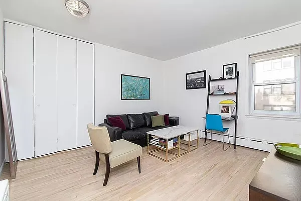 Sold by R New York | media 11