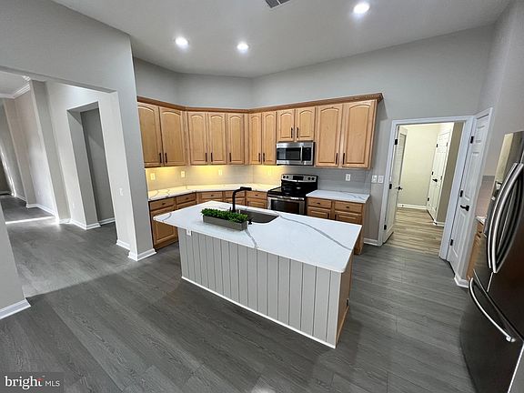 2nd image of 12938 Dunbarton Dr