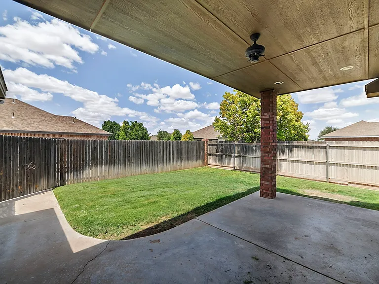 5600 Los Patios Dr — Photo 2