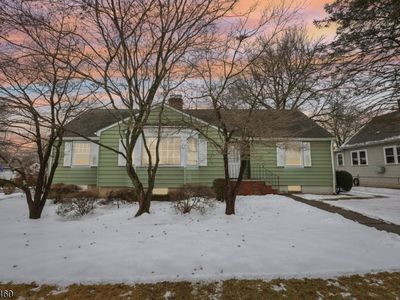 30 Richard Ave, West Caldwell, NJ, 07006