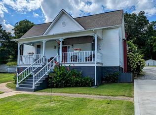 714 Medaris St, Clinton, TN 37716