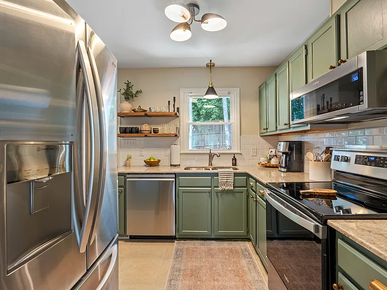 4233 Timberwood Dr — Photo 25