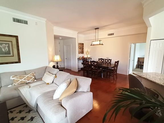 4th image of 3001 NE 185th St APT 311