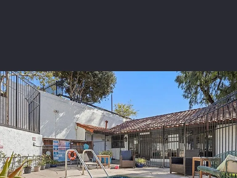 49 Mission Plaza Dr — Photo 37