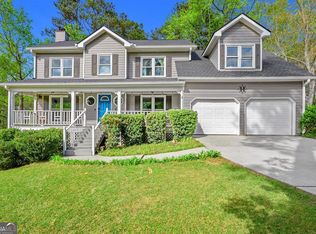 761 Winnbrook Dr, Dacula, GA