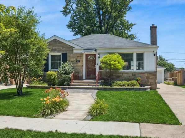 1871 Hawthorne Ave, Westchester, IL 60154