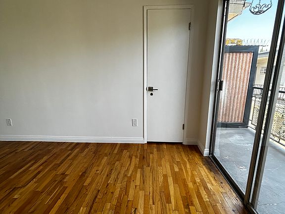 3rd image of 5627 Lexington Ave #7