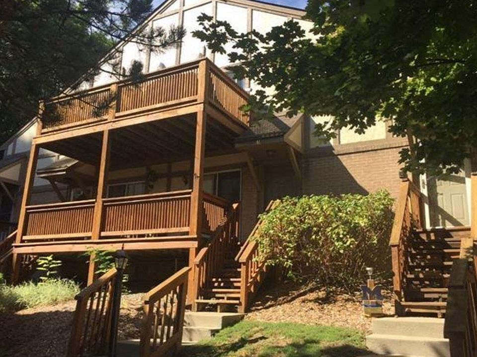 Entrance to condo