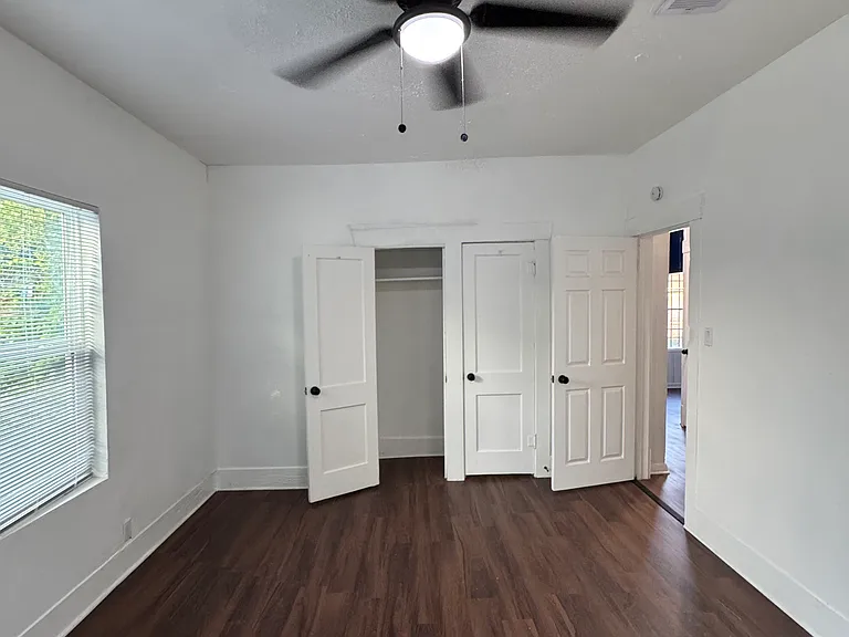 878 Granville Dr — Photo 8