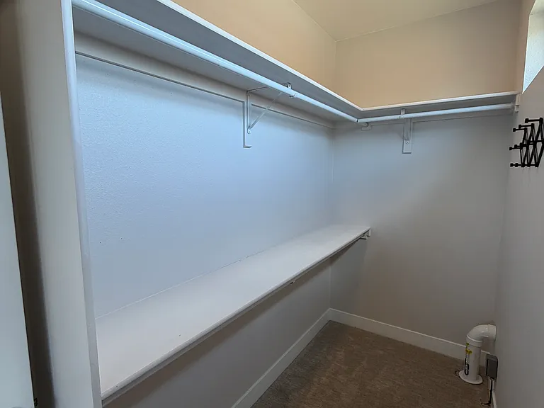 2527 W Wesley Ave — Photo 32