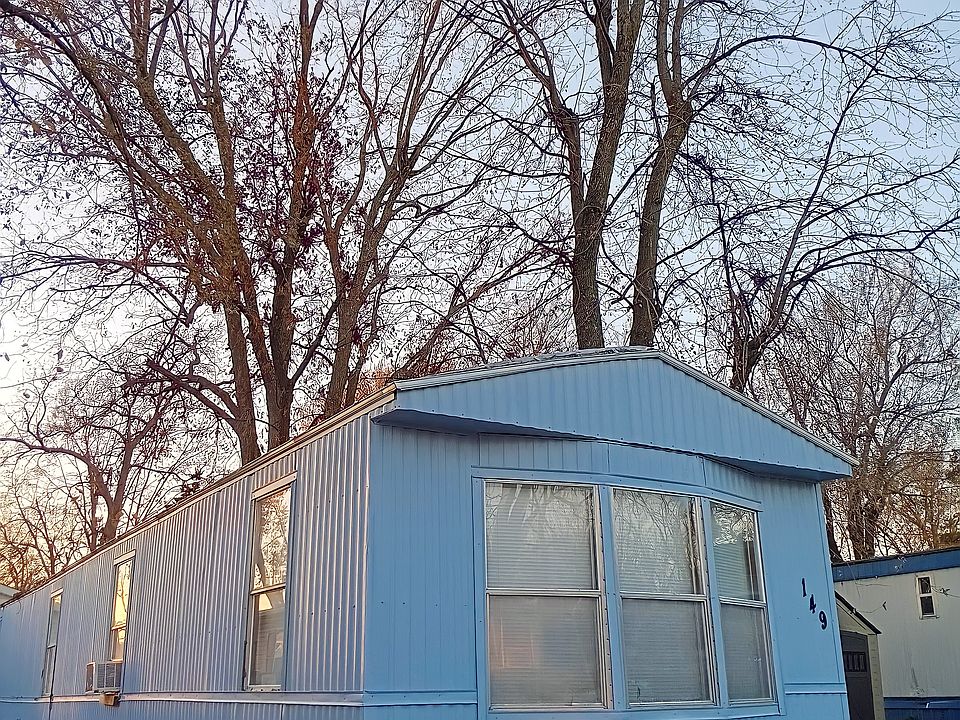 2nd image of 149 Rainbow Dr