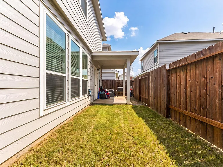 22210 Imperious Pkwy — Photo 23