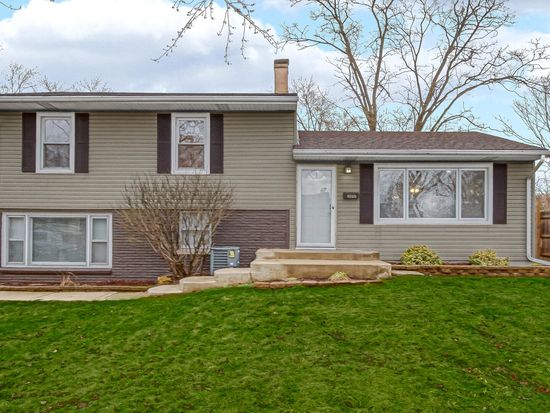 1066 W 10th Pl, Hobart, IN 46342
