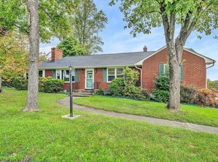 2014 Wynmere Dr, Roanoke, VA 24018