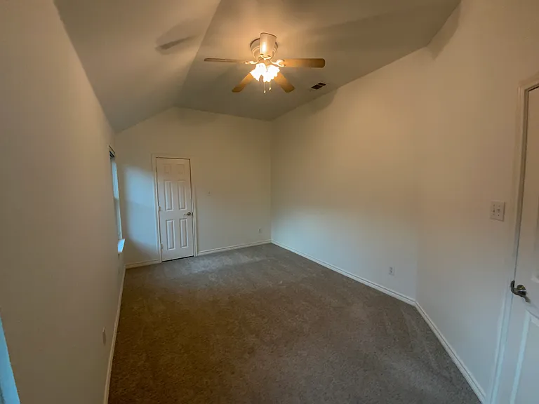 1923 Timber Ridge Dr — Photo 37