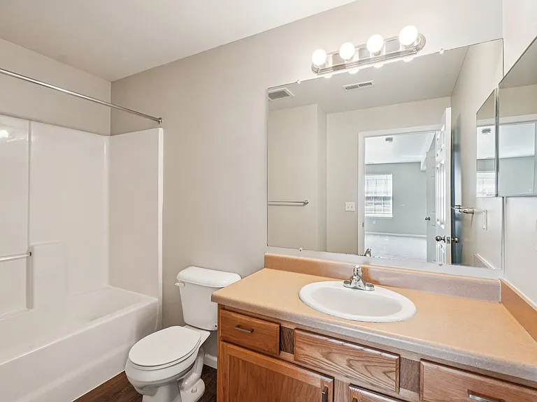 Abbey Ridge Apartment Homes — Photo 72