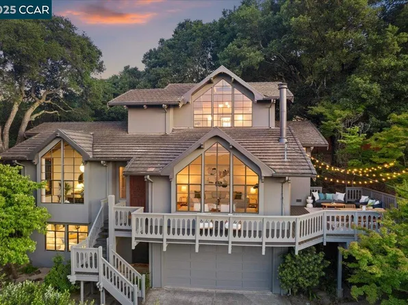 357 El Toyonal, Orinda, CA 94563