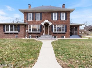 100 E Circle Dr, Jefferson City, MO 65109