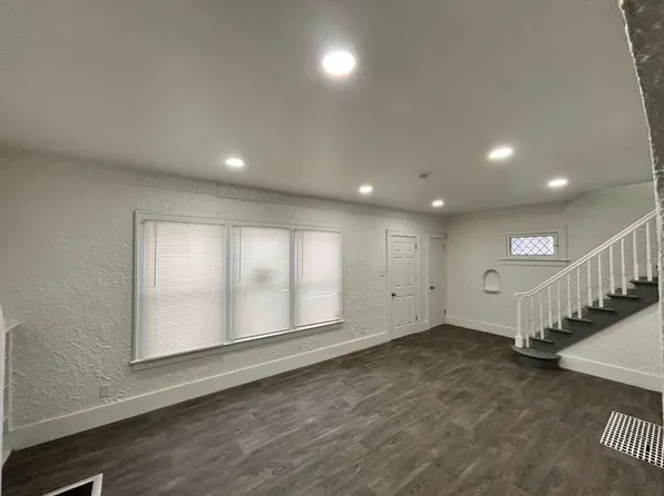 13933 Roselawn St, Detroit, MI 48238