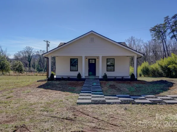 979 Howard Gap Rd, Tryon, NC 28782