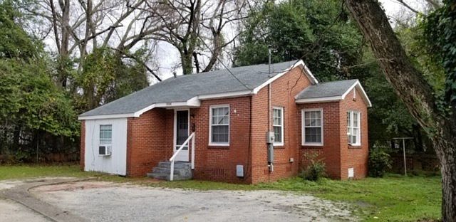 2nd image of 2119 8th St