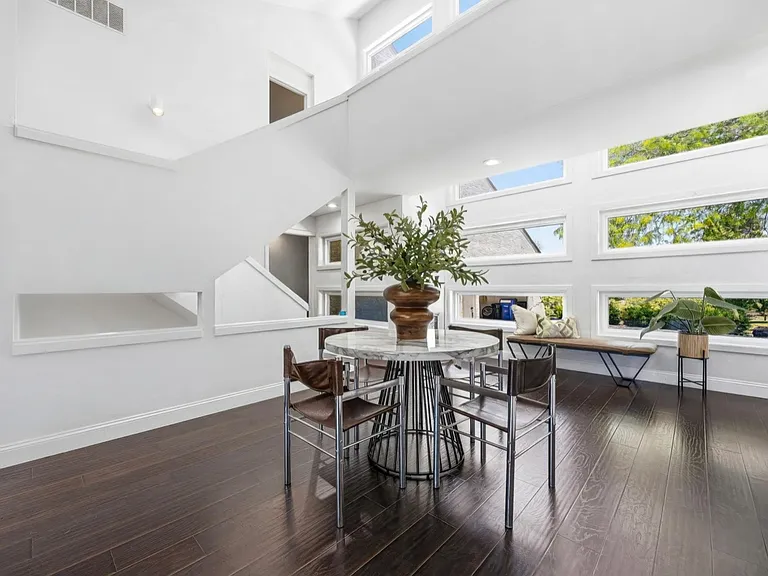 8575 Torwoodlee Ct — Photo 11