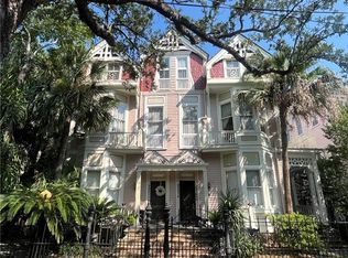 3221 Prytania St #B, New Orleans, LA 70115