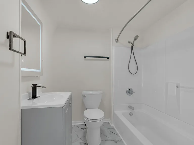 1719 Kings Hwy #A — Photo 5