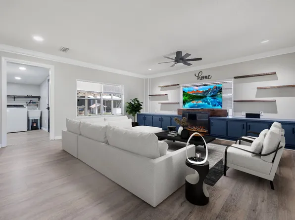 312 N Fletcher Ave, Mayo, FL 32066